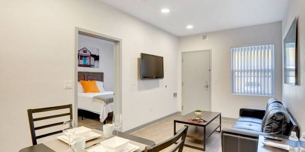 $409 Rent by the week or month, Siegel Rewards Program, Studio63859497322243122