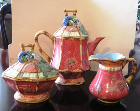 Tracy Porter Artesian Road Collection Teapot 1