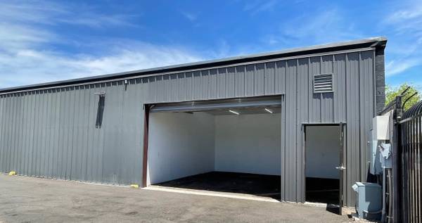 Warehouse (Industrial Bay) Storage Units w/ 10' Roll Up Door 1