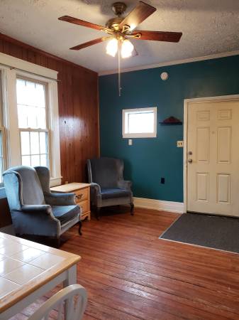 $900 / 1br - 1 BEDROOM APARTMENT UT/FT SANDERS AREA (KNOXVILLE)63815667114883120