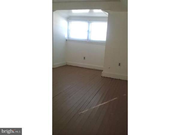 $800 / 2br - This 4/1 single family home (Philadelphia, PA)63666781975043122