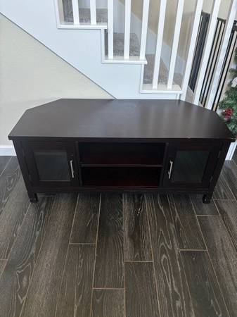 TV stand for 65 inch tv 1