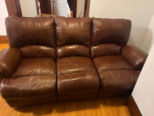 Free Sofa 1