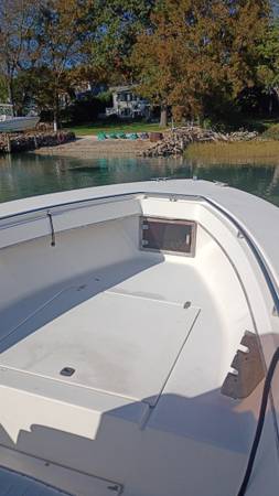 23 Seacraft center console 1