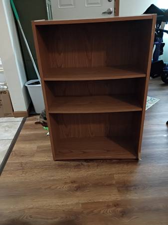 3 Shelf Bookshelf 1