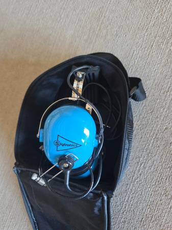 Sigtronics S-20 Aviation Headset 1