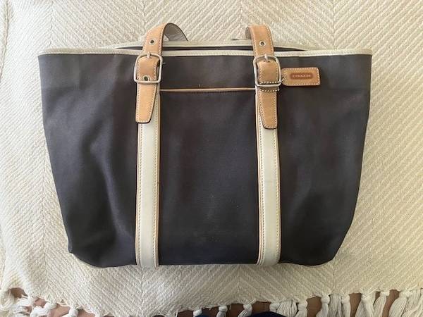 Coach Tote Bag 1
