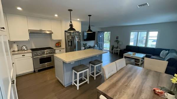 $8,500 / 3br - 1264ft2 - Casa Unifamiliar en Barrio Prime de La Jolla (La Jolla)63701605293313124