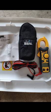 ideal clamp meter 1