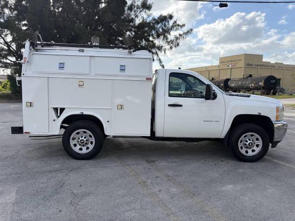 2012 Chevrolet SILVERADO 3500 SRW - Photo 8