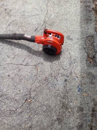 Echo Blower like new. Call noly 1