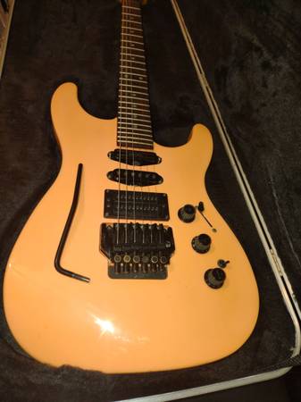 1988 USA✓ Fender STRAT Guitar EXC Pro fret-level setup FR & Case USA 1