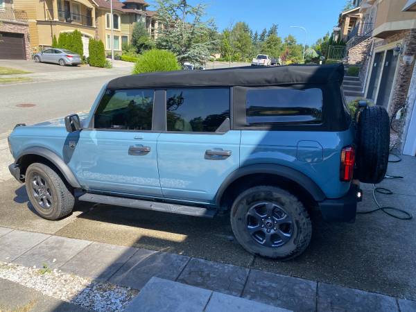 Ford Bronco Big Bend - Full Size Soft Top- Low Miles - $35,000 (Federal Way)63622833539457121