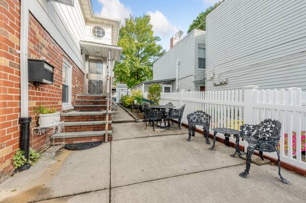$3,450 / 3br - 1058ft2 - APARTMENT FOR RENT (Bronx)63945497360259121