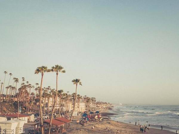 $4,116 / 2 habitaciones - 1033 pies² - Spa con vistas al Océano Pacífico, accesorios de plomería contemporáneos (Downtown Oceanside)63865590969219123