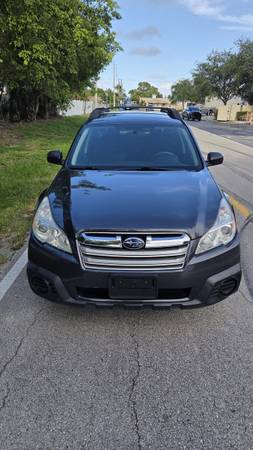 2013 Subaru Outback 2.5i 1