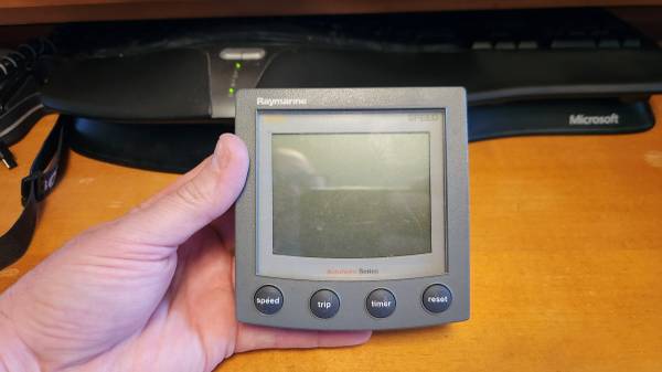 Raymarine ST60 speed - $80 (Edmonds)63470093640195121