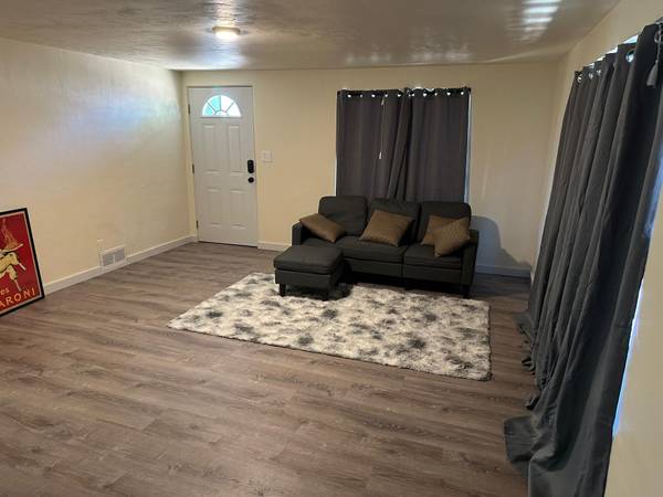 $3,950 / 4br - 2020ft2 - 4 habitaciones y 2 baños en alquiler en Seattle63862289157507122
