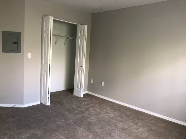 $1,650 / 1br - 746ft2 - Just stunning! Spacious 1 Bed, 1 bath with lots of light (Beaverton - Tualatin Hills Nature Park)63956926263938123