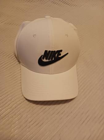 Men's Nike Hat 1
