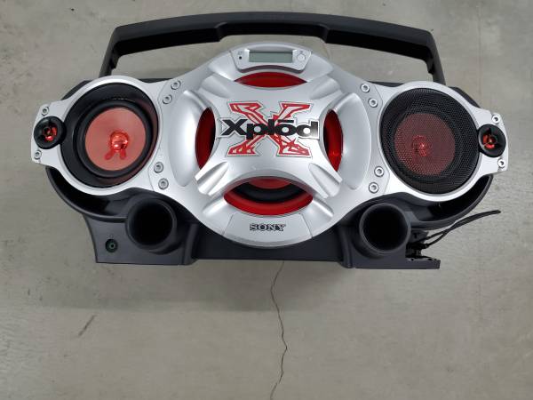 Radios Sony Boombox Xplod AMFM CD Player Tape Player IPOD MP3 - $100 (Pembroke Pines)63471413920003120