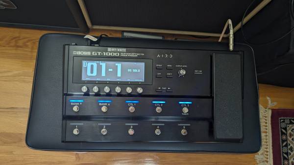 Boss GT-1000 Guitar Effects Processor 1