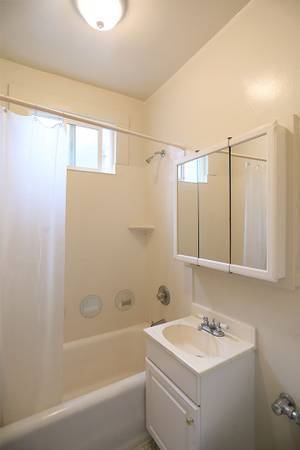 $920 / 1br - Affordable 1BR Apartment Near UC Berkeley (berkeley)63813560435969121