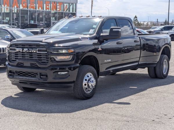 2026 Ram 3500 Big Horn Level 2 Dually 6.7L Diesel, New Unit  #260373 1