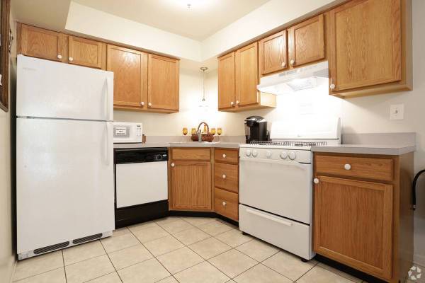$500 / 2br - Stay Under Budget—Apply This Now! (Panama City Beach)63910446035458121