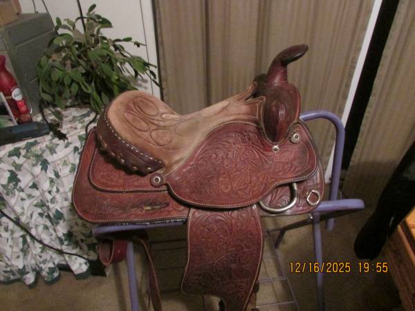 Pony Tack and Saddle 1
