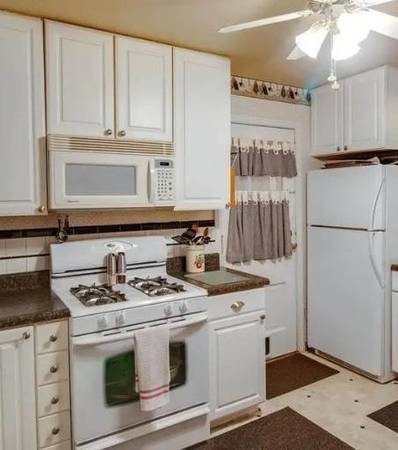 $850 BEWARE: Fake Eagle Rock/Glendale Room Rental !! (Eagle Rock)63876593765505122