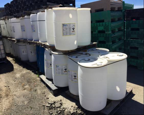 Plastic 55 gallon drums poly food grade barrel EXCELLENT condition 1