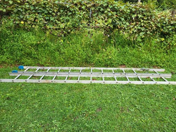 26' extension ladder 1