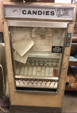 Wanted Jukebox, Candy Machine, Pinball & Records 1