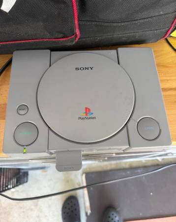 Ps1 Console only no controllers. 1