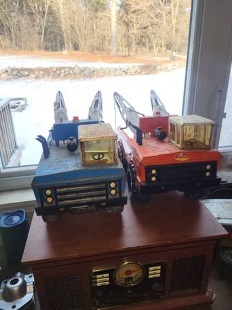 Two Mighty Tonka Wreckers 1