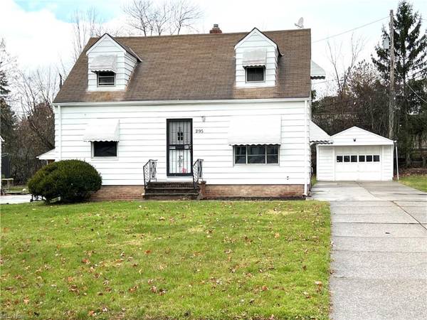 3 Bed, well maintained Bedford Home 1