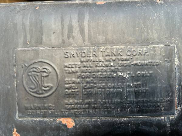 International Fuel Tanks 1