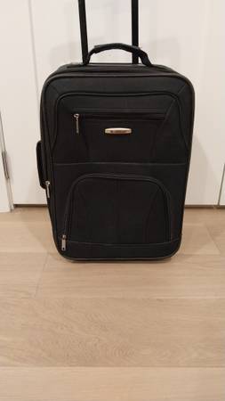 Used Luggage/Suitcase - Carryon Size 1