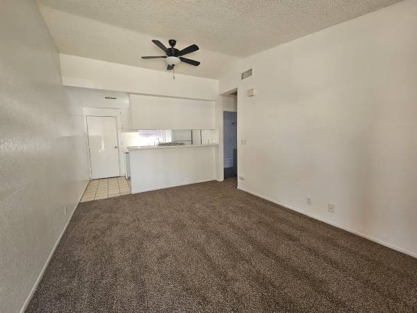 $1,295 / 1br - 600ft2 - NICE CLEAN 1 BED 1 BATH (DESERT HOT SPRINGS)63758346708227120