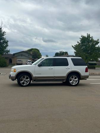 2002 Ford Explorer 1
