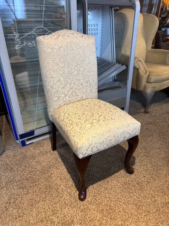 Accent side chair 1