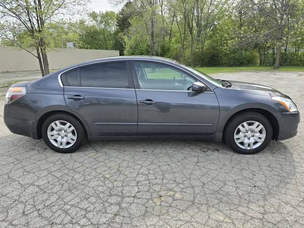 2010 NISSAN ALTIMA - $2,999 (ZION ILLINOIS)63624834218371123