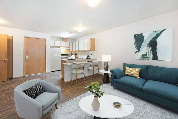 $350 / 1br - 441ft2 - Abundant windows for added light Featured amenity, Electric stove (Olympia)63688514464131121