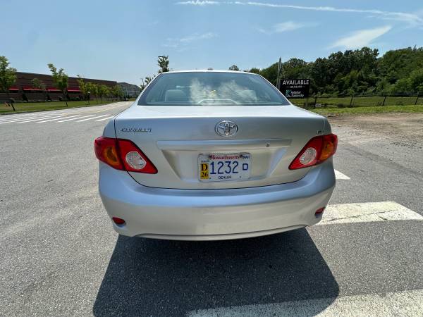 2009 Toyota Corolla LE 71,000 MILES!!!! - $9,999 (Northborough)63470757419779122