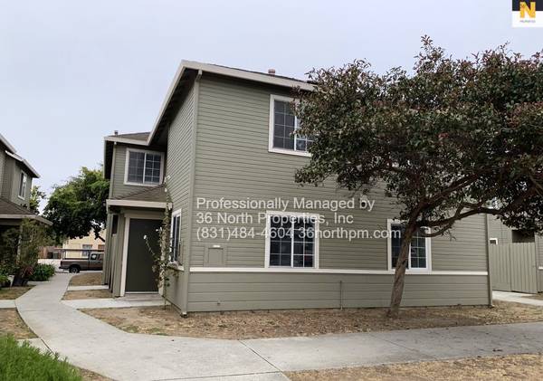 $3,700 / 4br - Newly Remodeled Unit with Private Backyard! (Salinas)64009498218753120