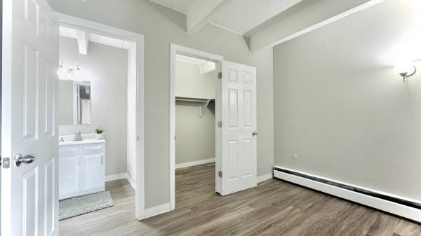 $975 / 1br - 530ft2 - 1-Bedroom Apartments in Central Aurora – 🐾Pets Welcome *$500 OFF NOW* (Aurora)63973502142722124