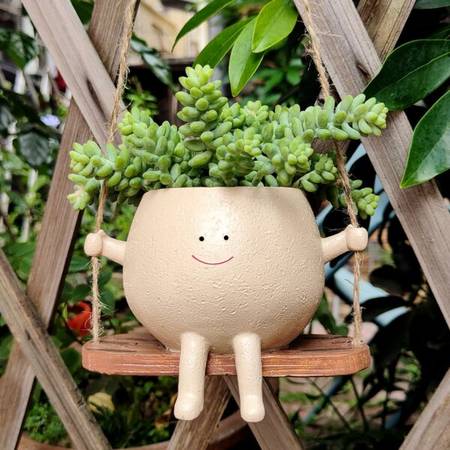 Smiley Planter on Swing – Cute Hanging Planter for Home & Garden 1