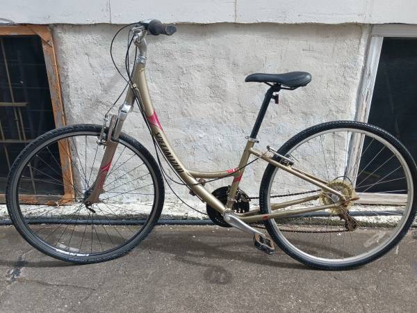 Bicicleta para adulto SPECIALIZED, ruedas de 28" - $200 (11224)63470439926147124