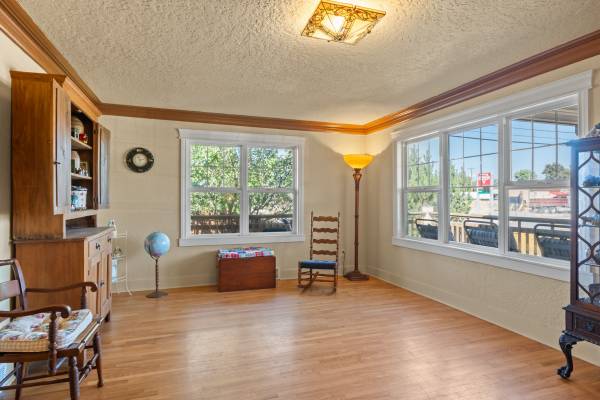 $699,000 / 4br - 2282ft2 - Charming 4 BD/3.5 BA Home Close to UM, Downtown & Pattee Canyon (Missoula)64287796651011122